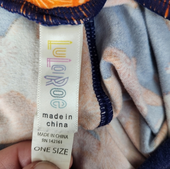 Lularoe O/S Leggings - Picture 3 of 4